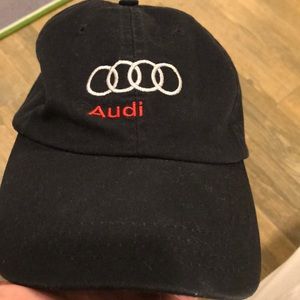 Audi hat